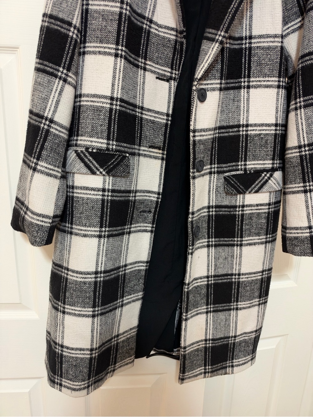 JUSTFAB Plaid Wool-Blend Coat in Black & White - Size Large - Picture 3 of 4